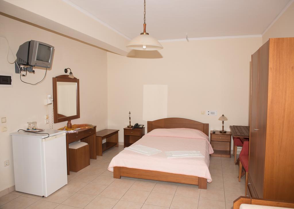 Morfoula Aparthotel Vatera Cameră foto